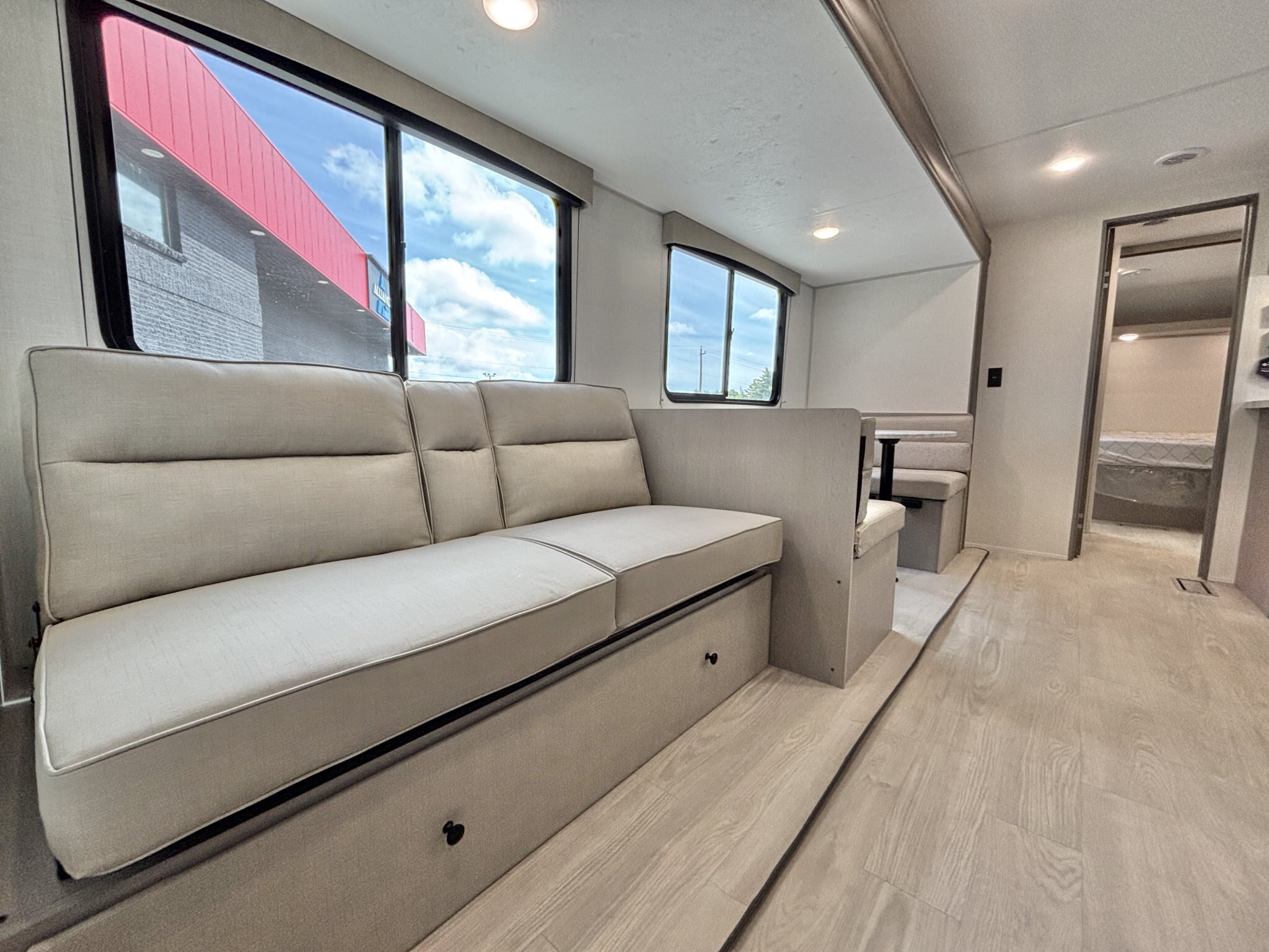2026 Coachmen Clipper 6K Series 282TQS