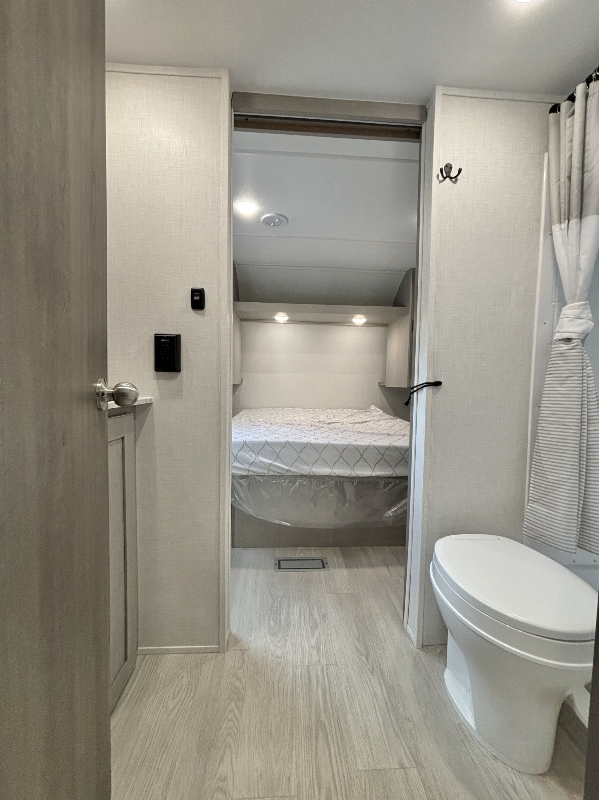 2026 Coachmen Clipper 6K Series 282TQS