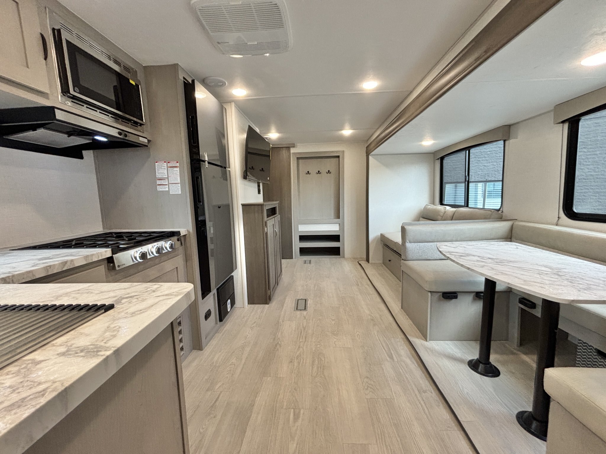 2026 Coachmen Clipper 6K Series 282TQS