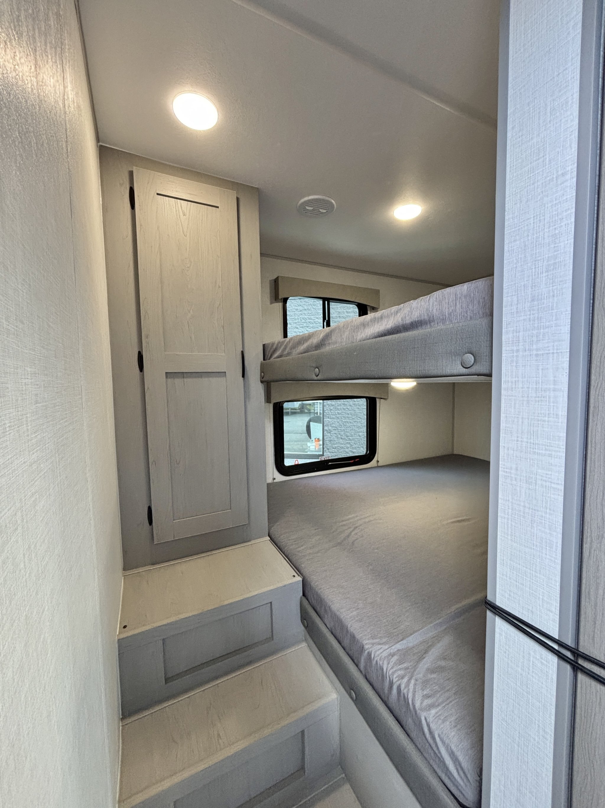 2026 Coachmen Clipper 6K Series 282TQS