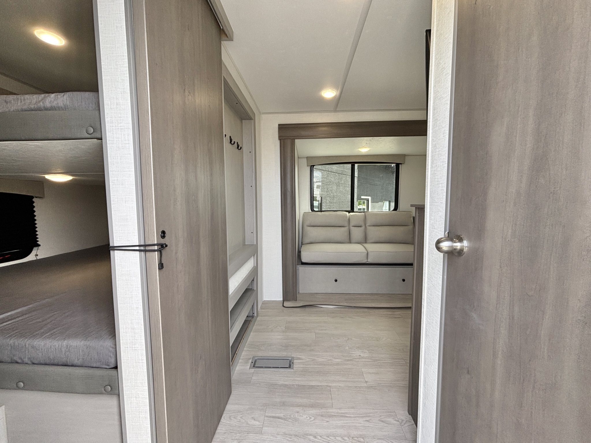 2026 Coachmen Clipper 6K Series 282TQS