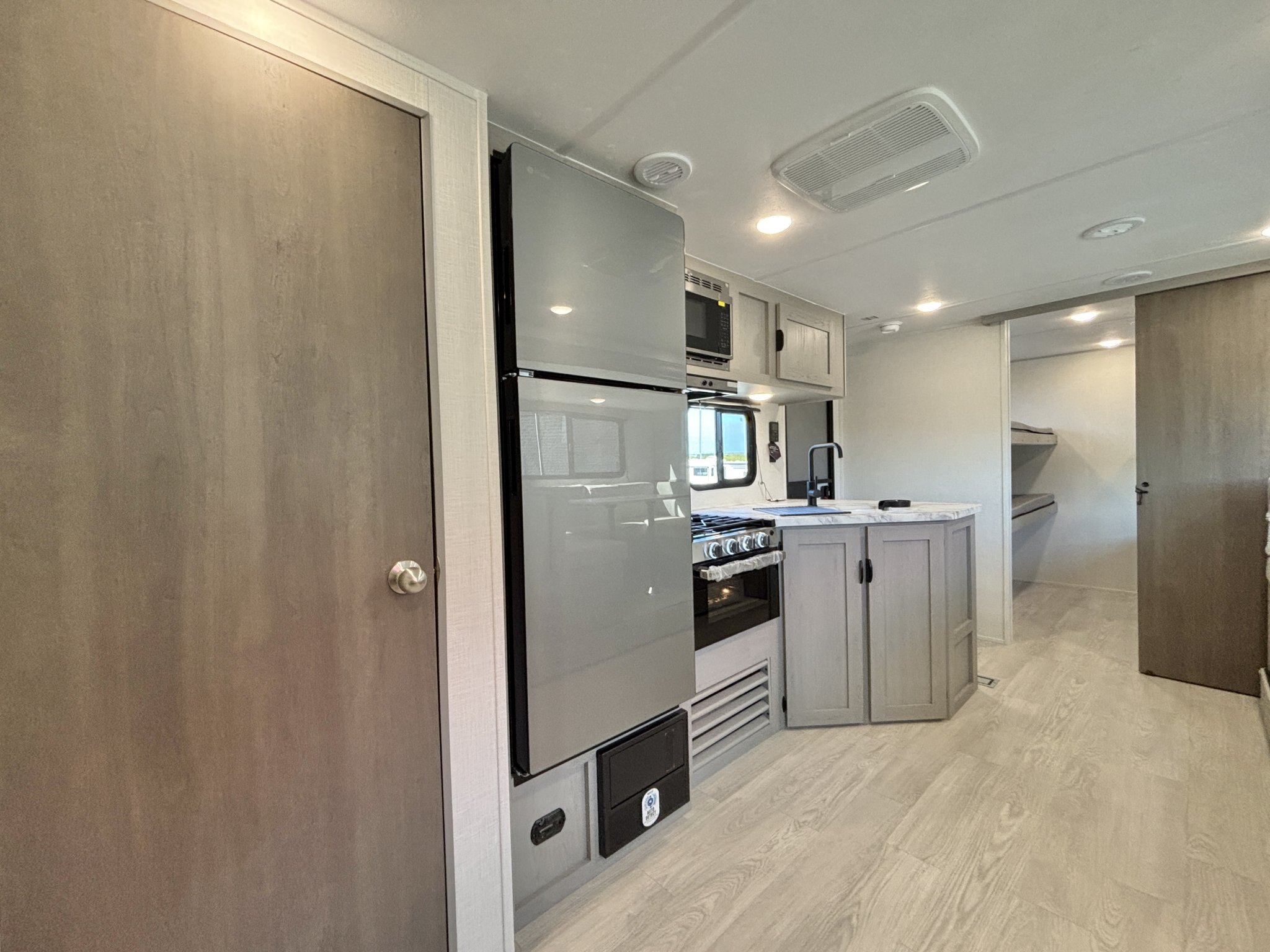 2026 Coachmen Clipper 6K Series 292TB 3 Bunk Beds