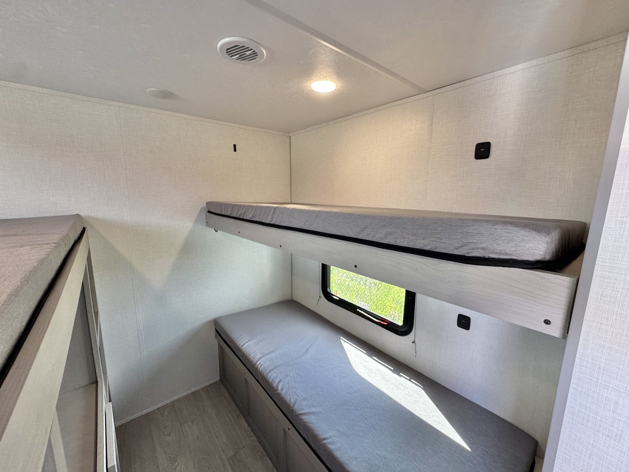 2026 Coachmen Clipper 6K Series 292TB 3 Bunk Beds