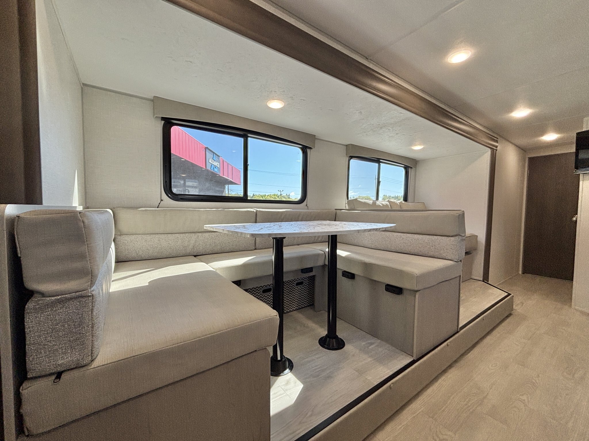 2026 Coachmen Clipper 6K Series 292TB 3 Bunk Beds