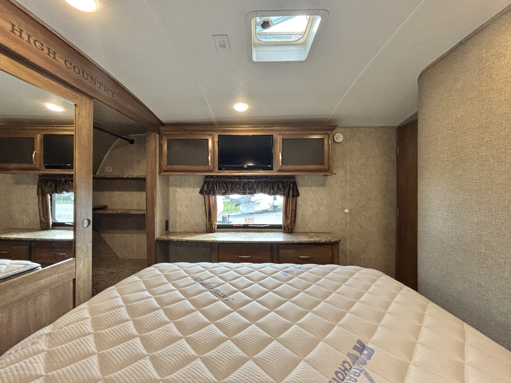 2015 Keystone Montana High Country 305RL