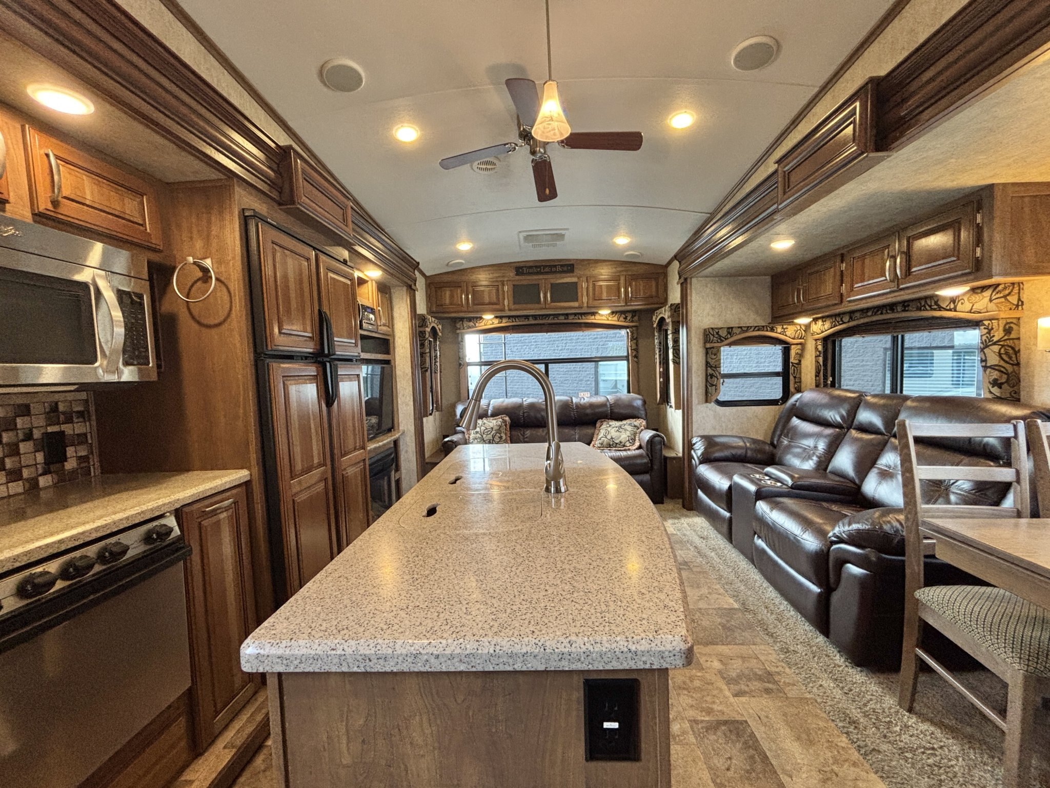 2015 Keystone Montana High Country 305RL