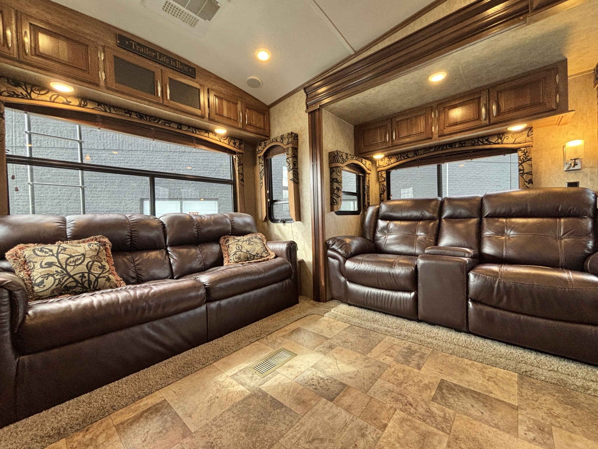 2015 Keystone Montana High Country 305RL