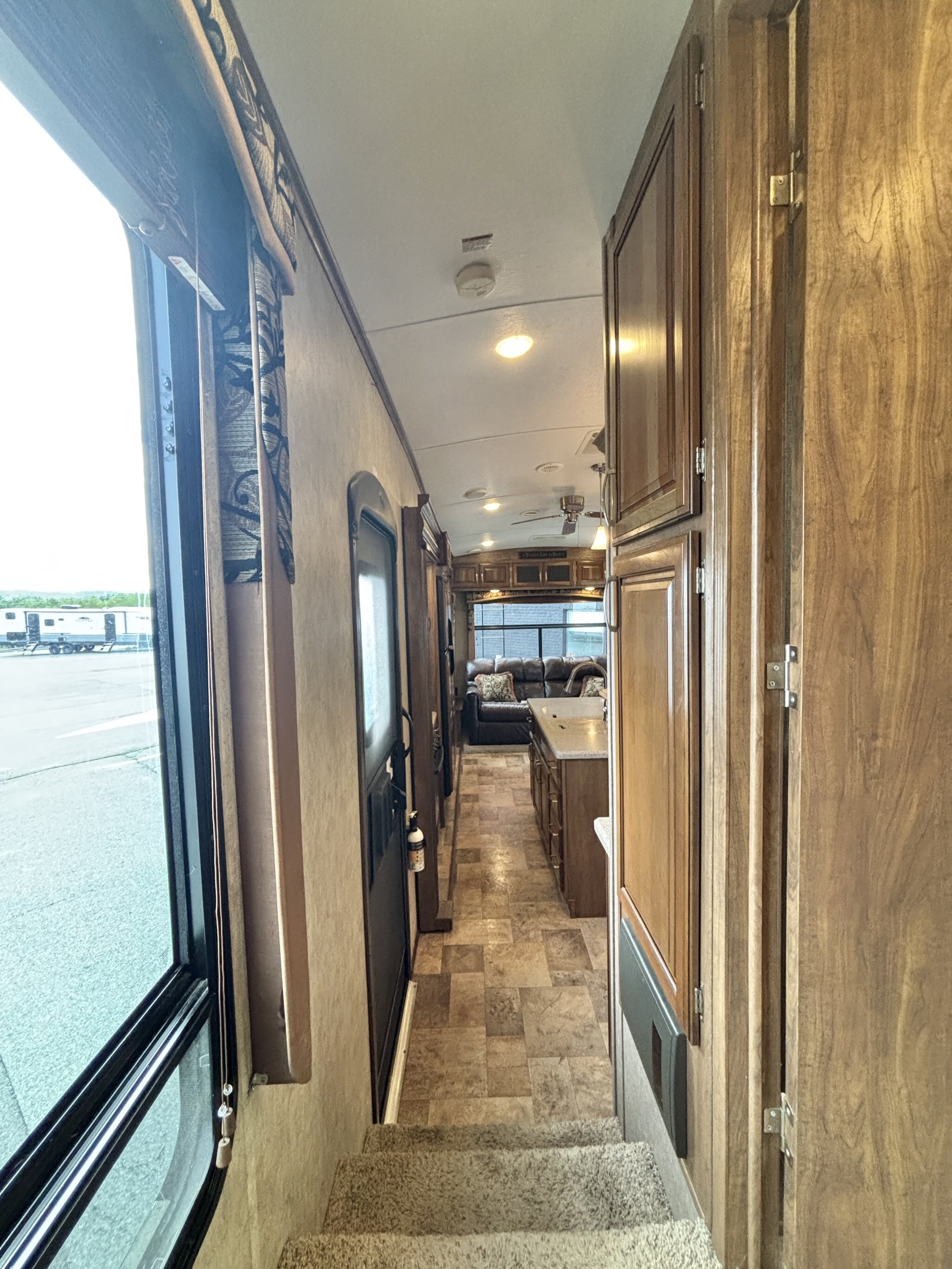 2015 Keystone Montana High Country 305RL