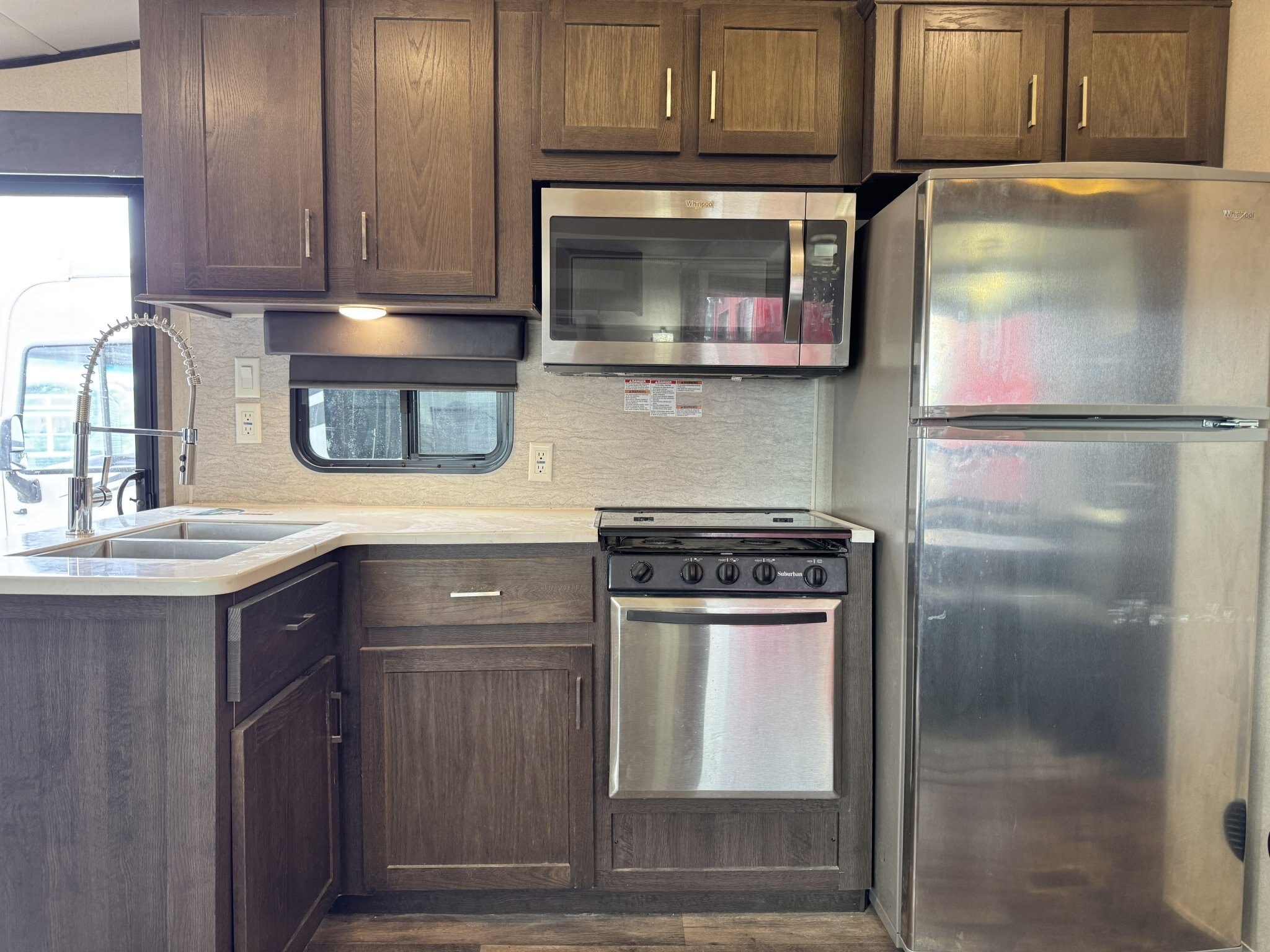 2018 Wildwood DLX 402QBQ