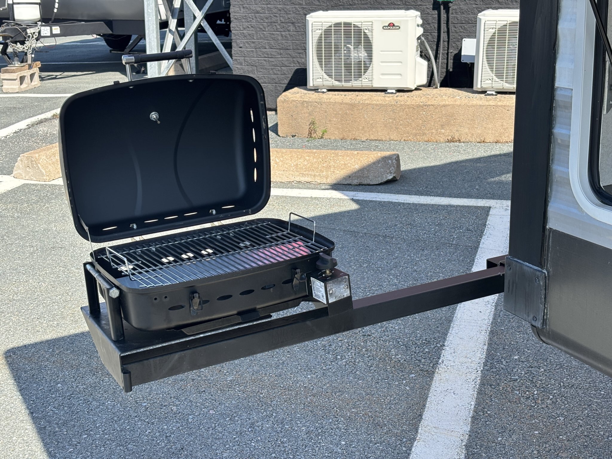 2018 Wildwood DLX 402QBQ