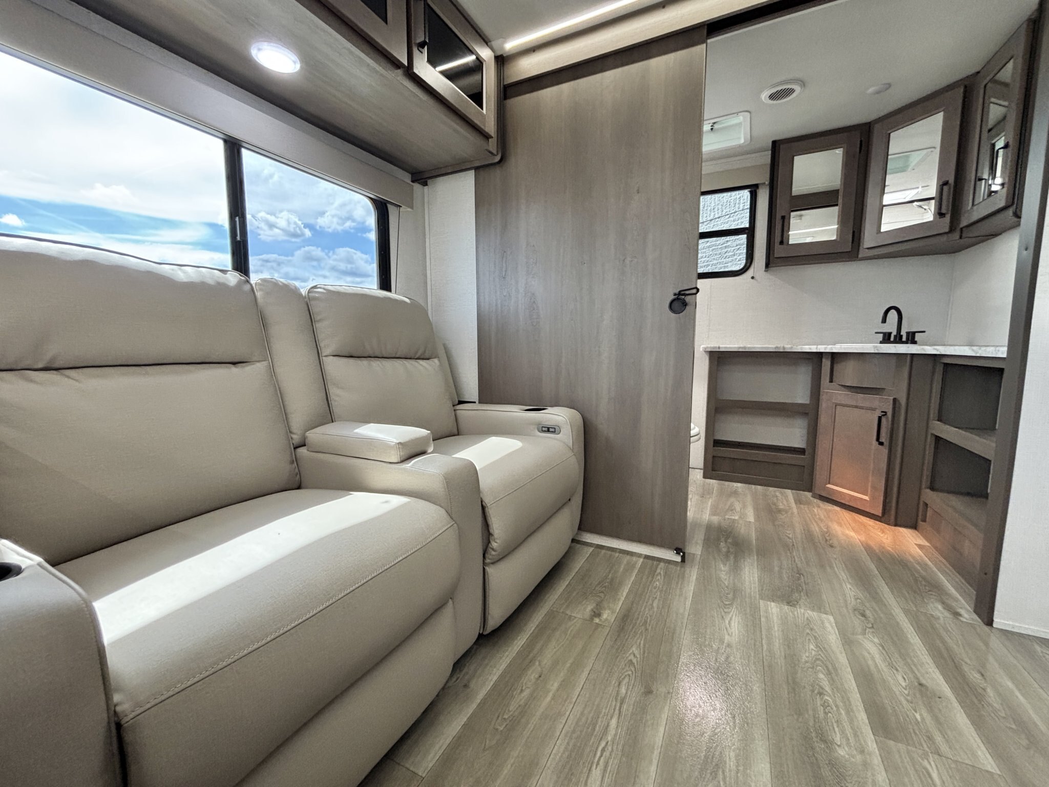 2024 Grand Design Transcend Xplor 260RB