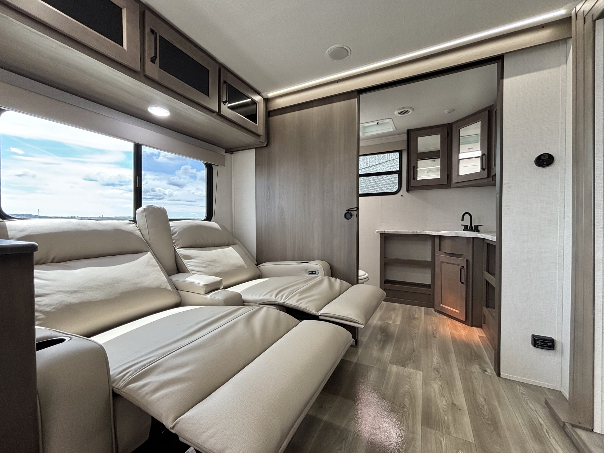 2024 Grand Design Transcend Xplor 260RB