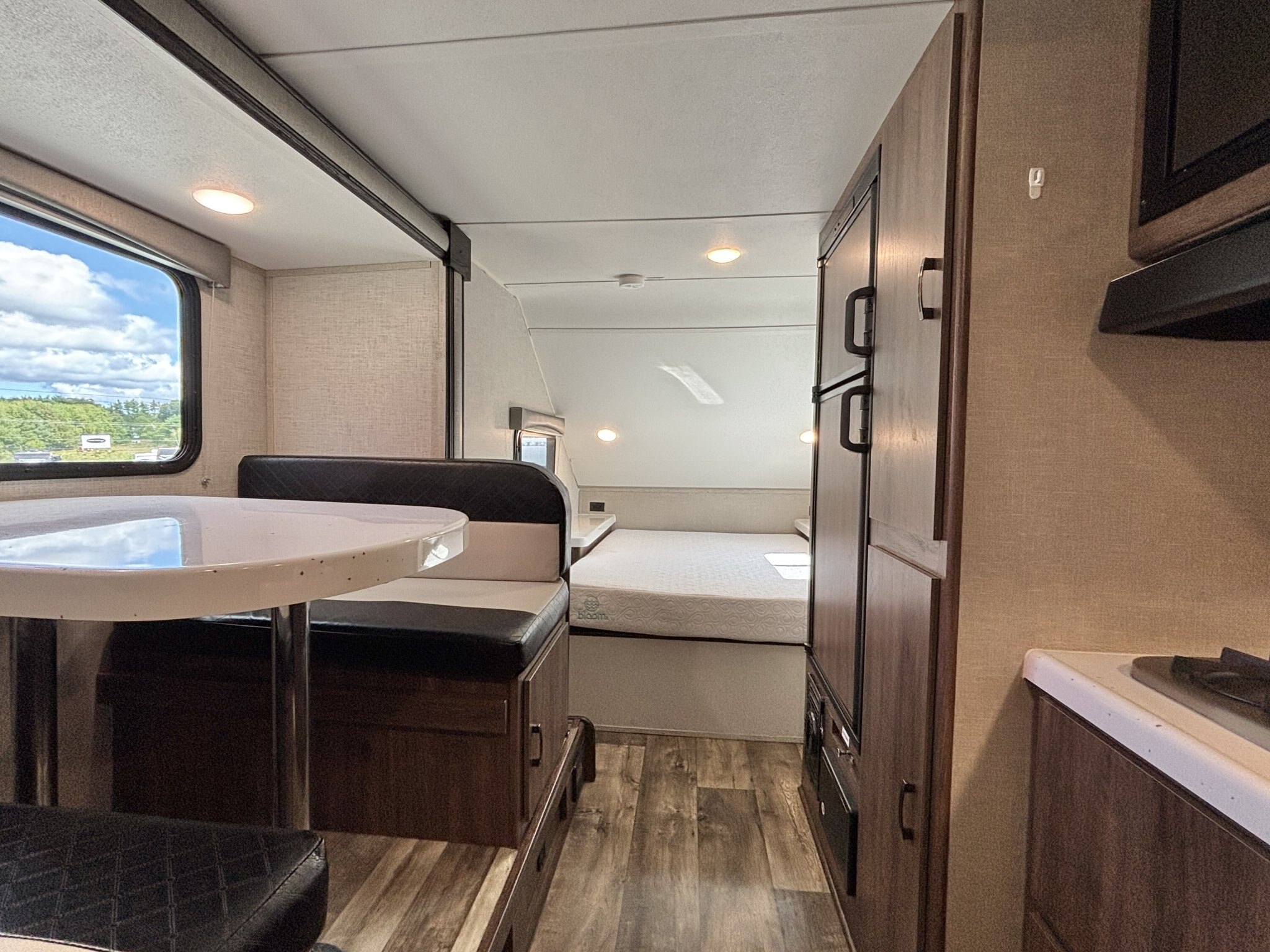 2019 Travel Lite Aura 23RB