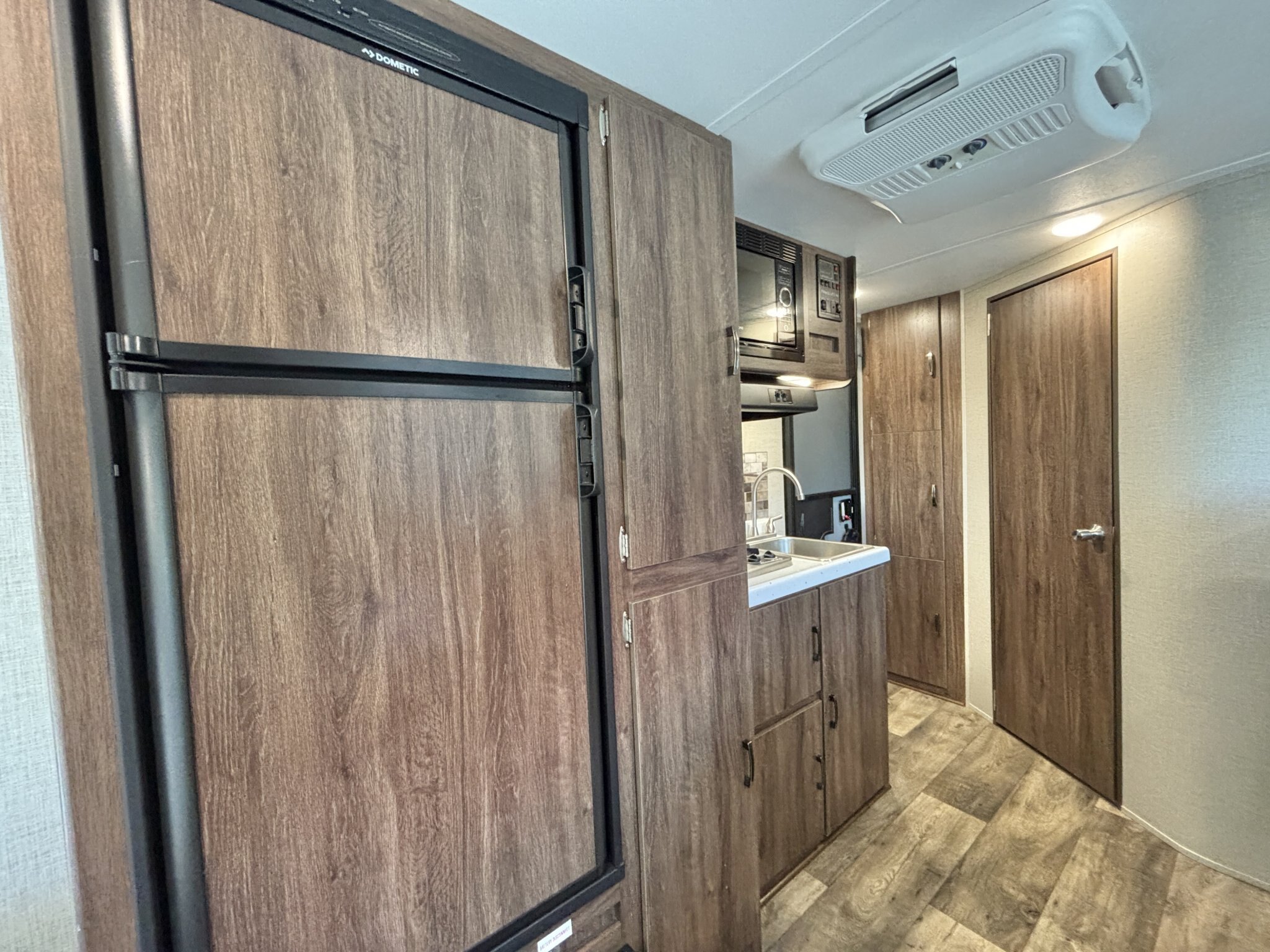 2019 Travel Lite Aura 23RB