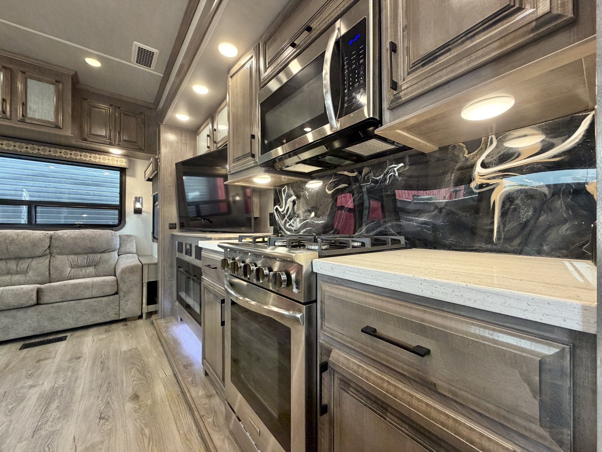 2020 Forest River Cedar Creek Champagne Edition 38EL