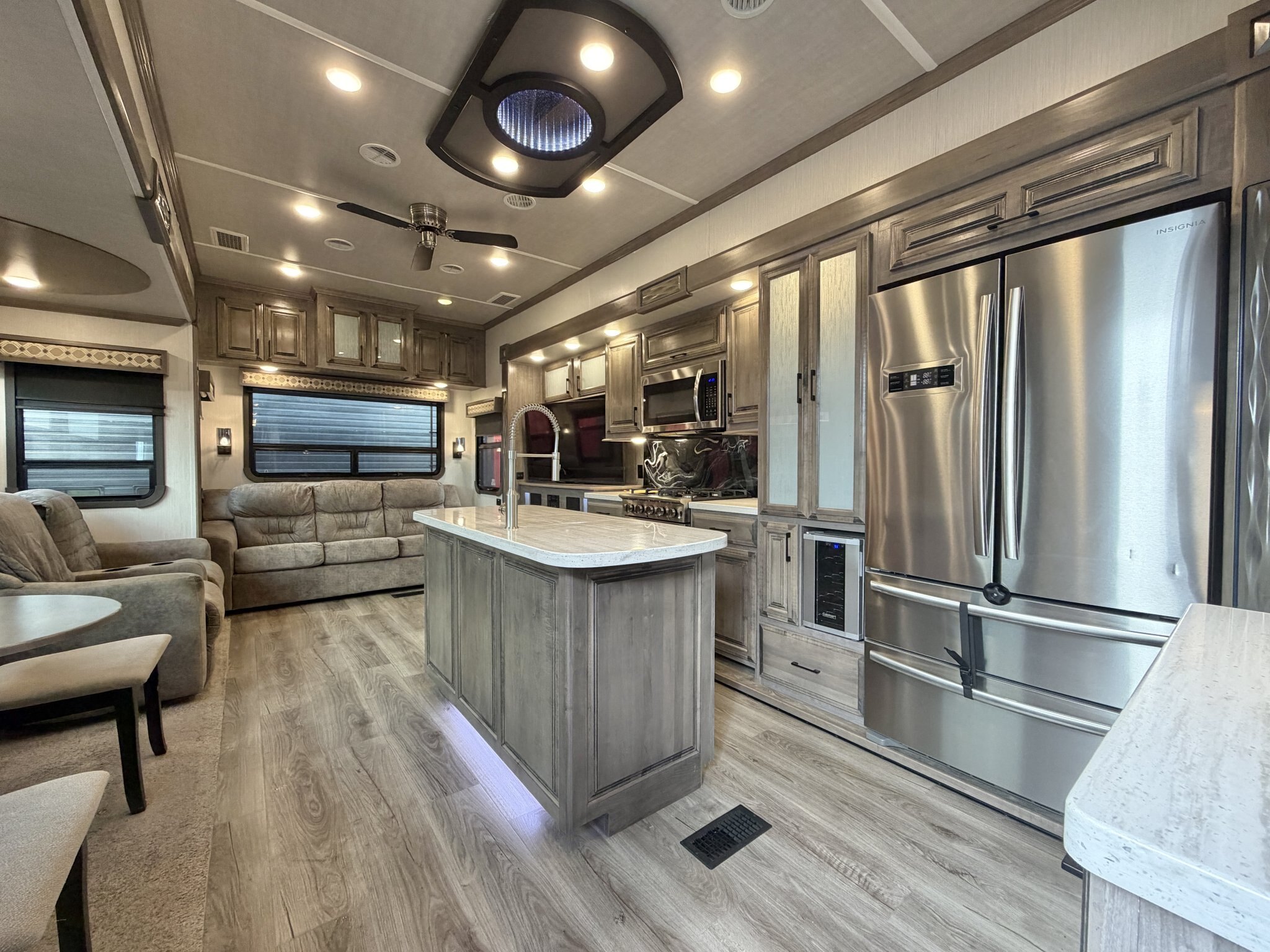2020 Forest River Cedar Creek Champagne Edition 38EL