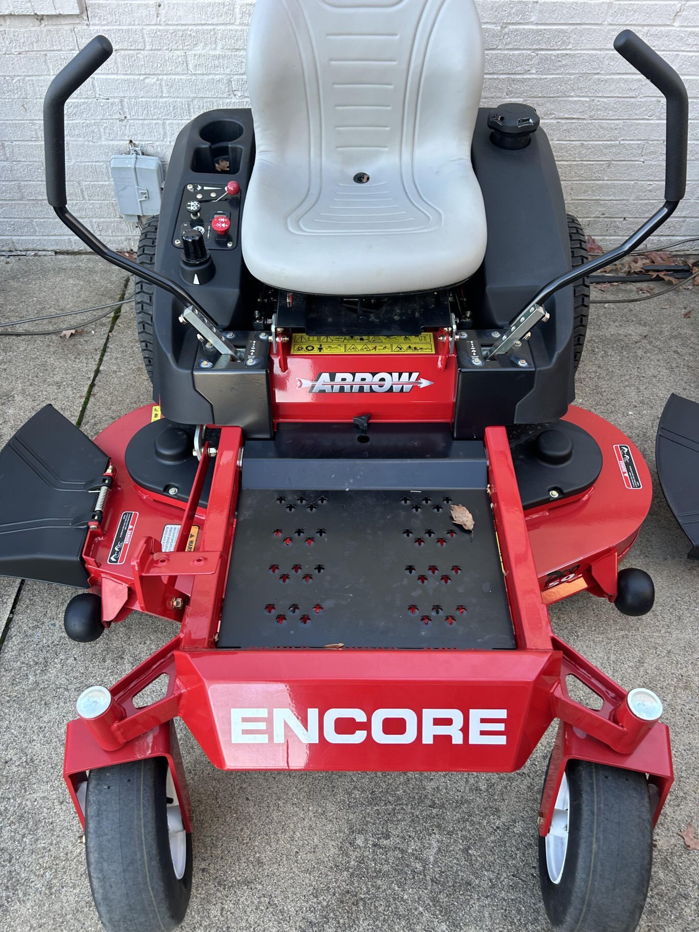 Encore Arrow 50 Residential Zero-Turn Mower