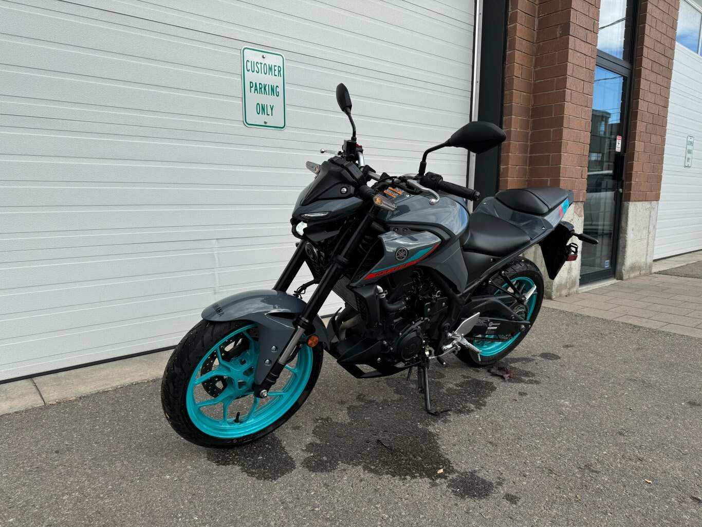 2023 Yamaha MT 03 Cyan Storm