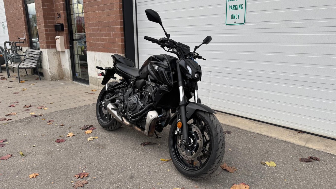 2023 Yamaha MT 07 Team Matte Raven Black