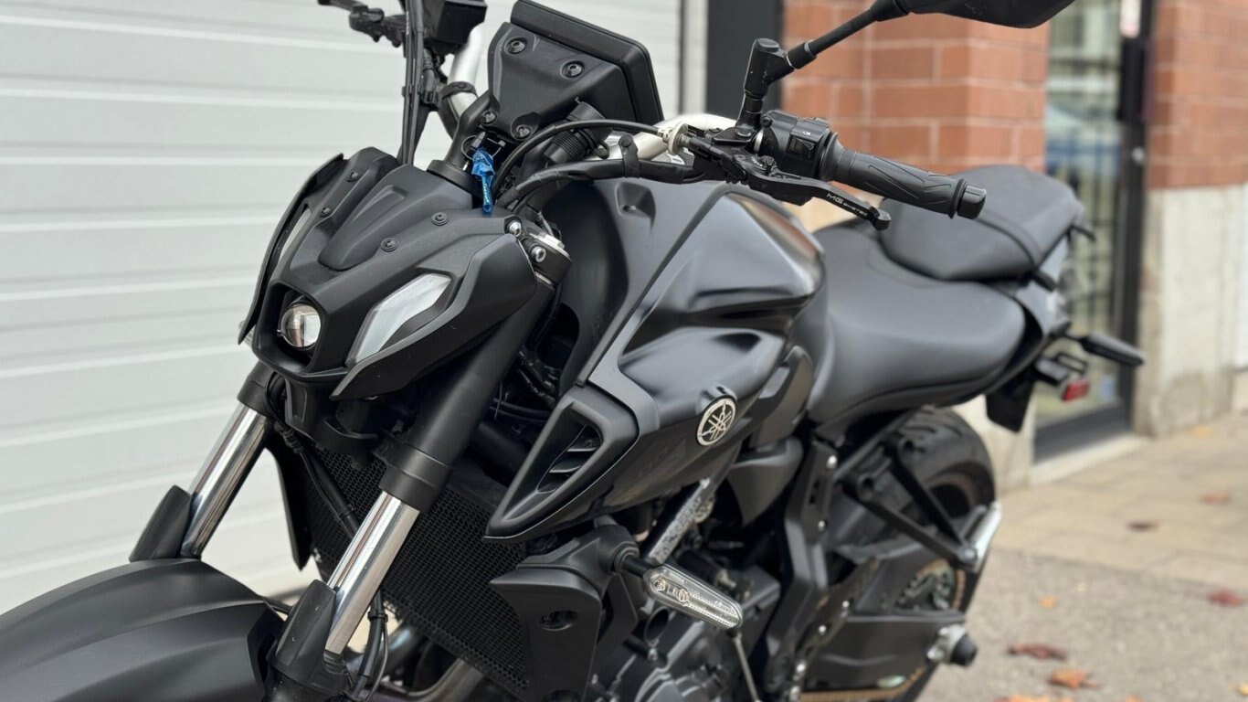 2023 Yamaha MT 07 Team Matte Raven Black