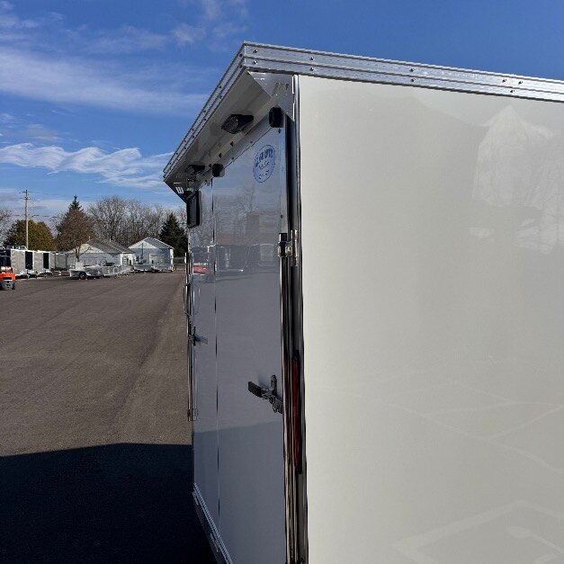 Aluminum 7x16+Vee Tandem Axle 7FT INT Height Enclosed Trailer