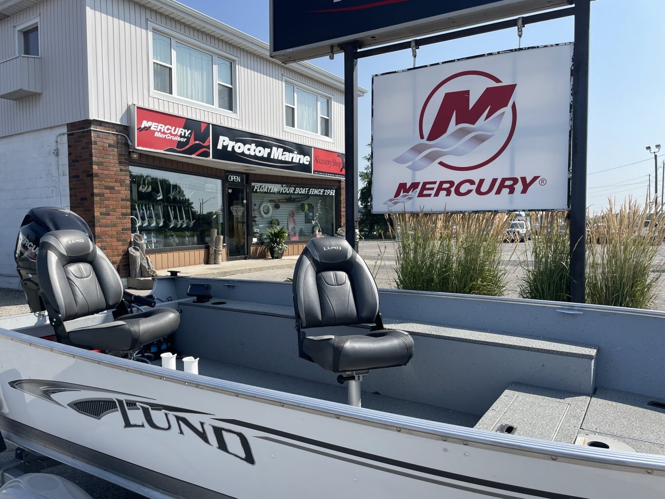 2018 Lund 1400 Fury SS NEW 25HP Mercury FourStroke