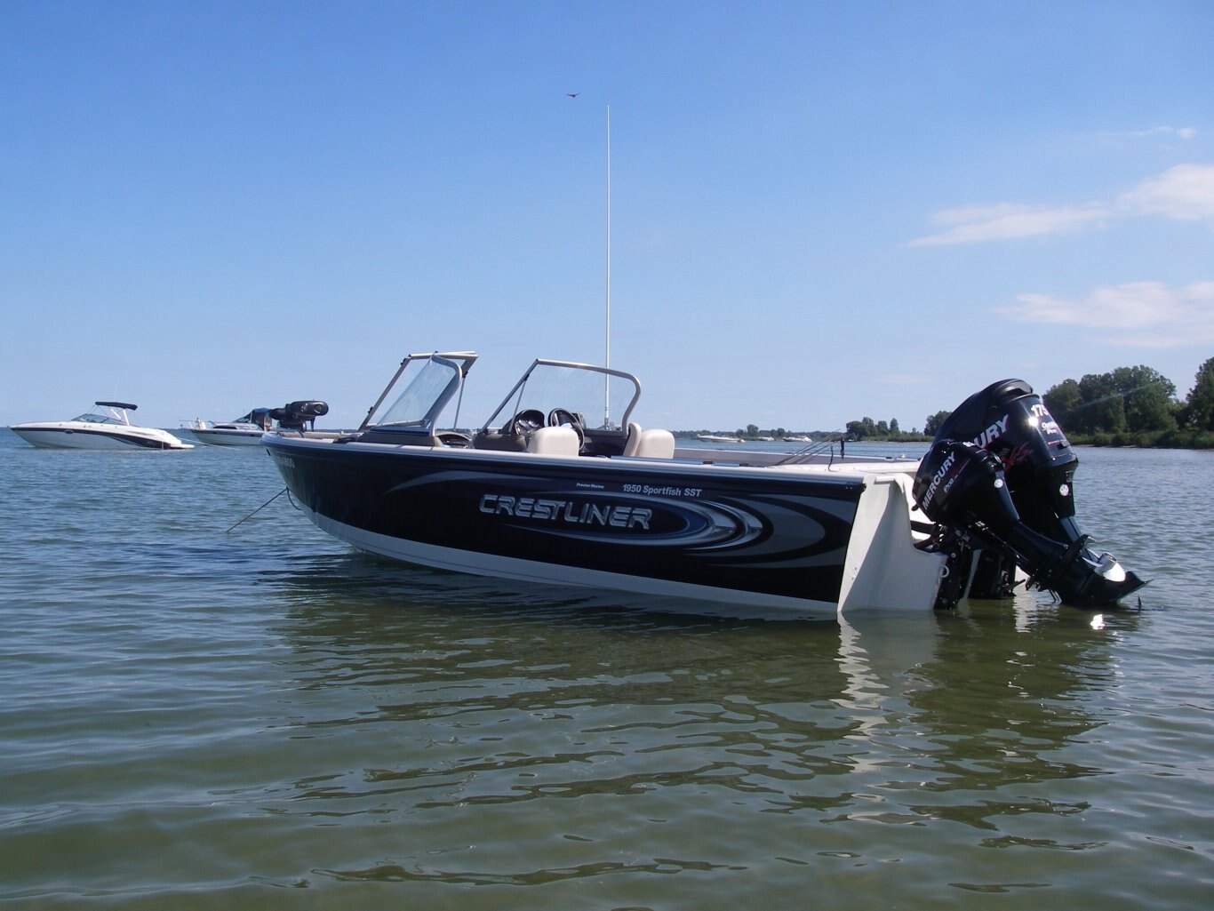 2010 Crestliner 1950 SportFish SST