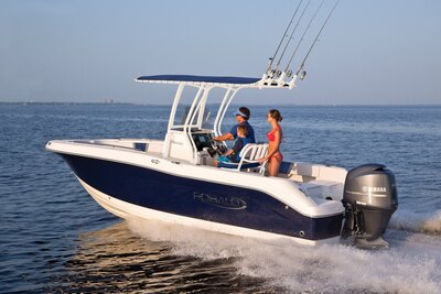 2024 Robalo R180