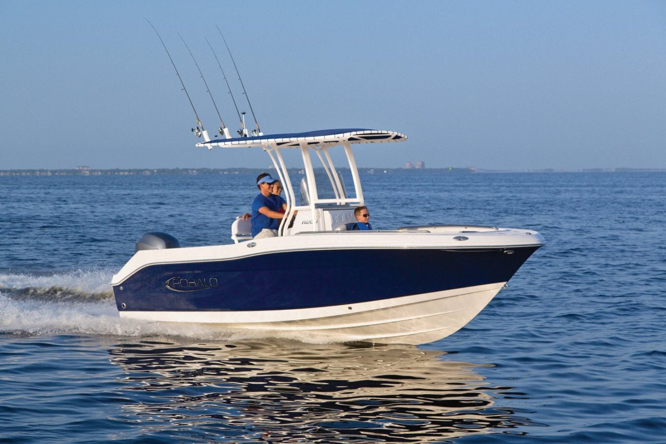 2024 Robalo R200