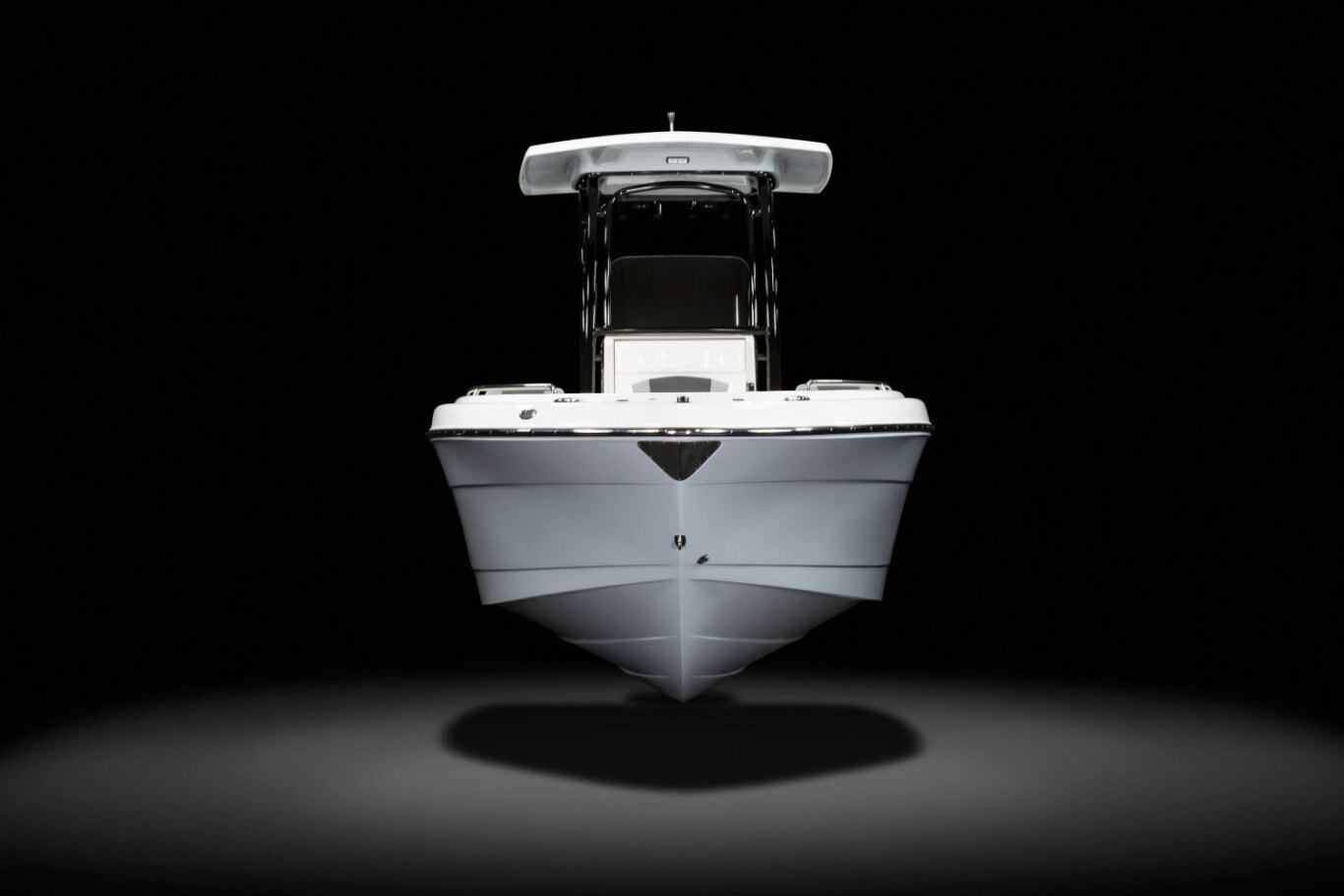 2024 Robalo R222