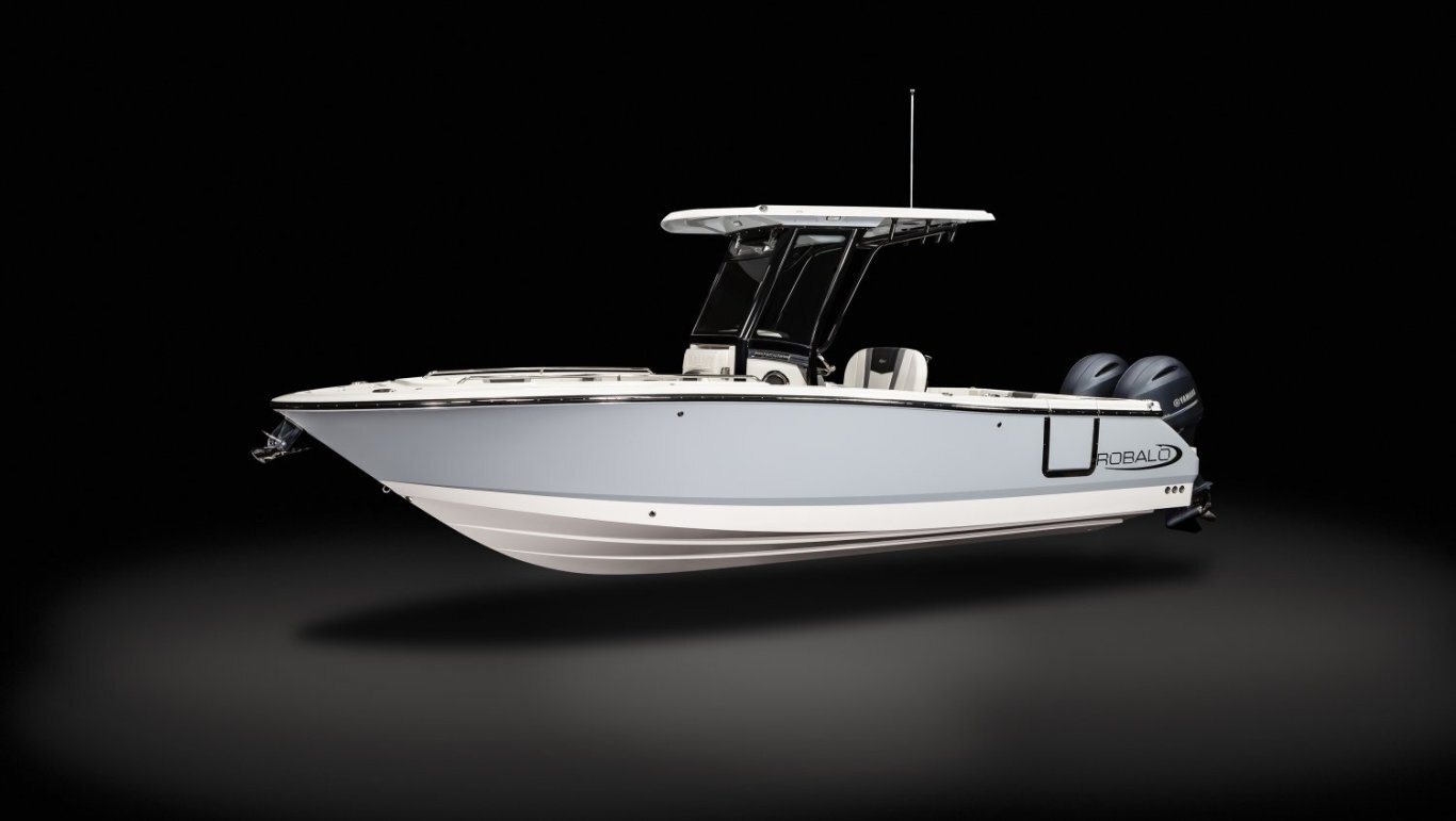 2024 Robalo R250