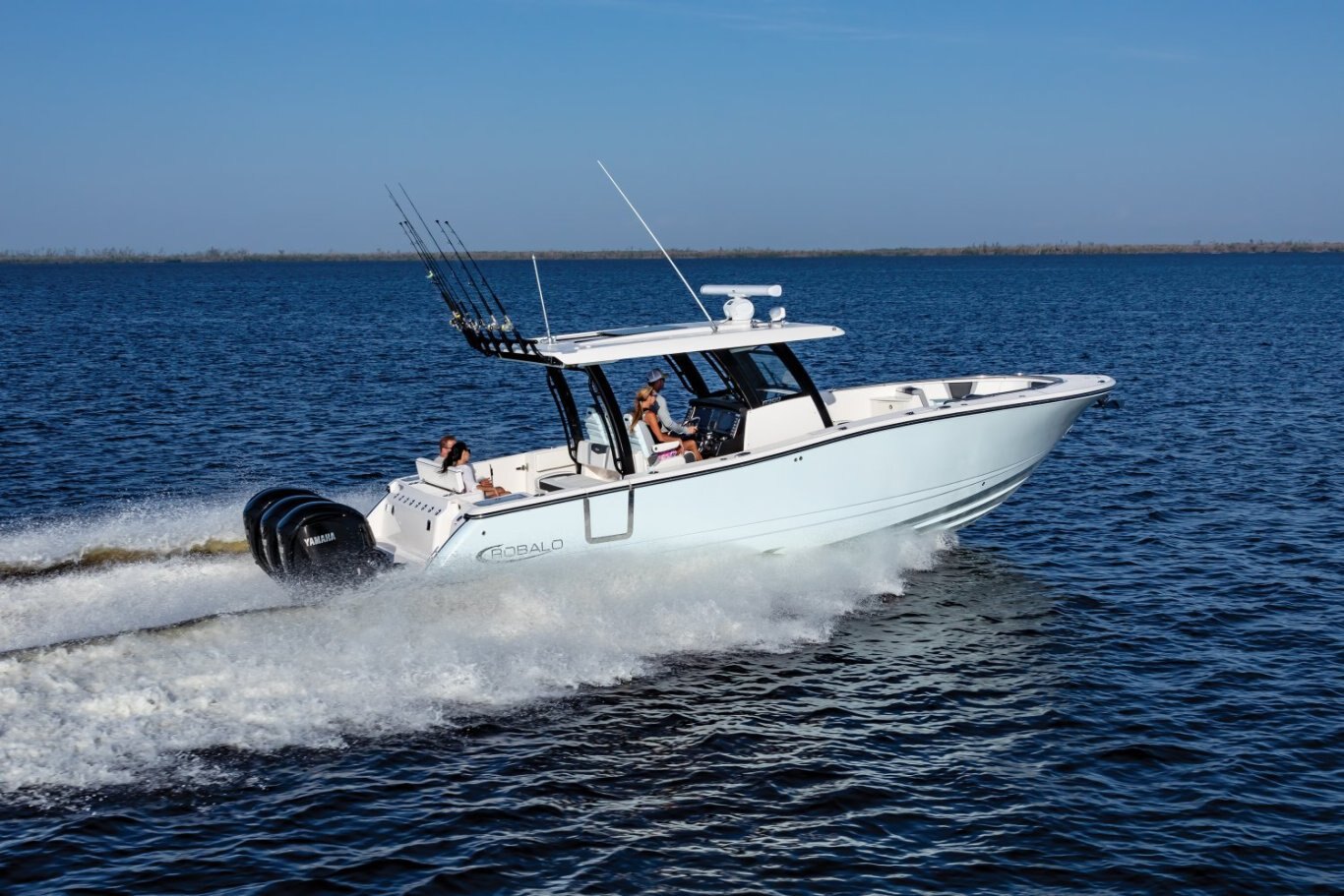 2024 Robalo R360