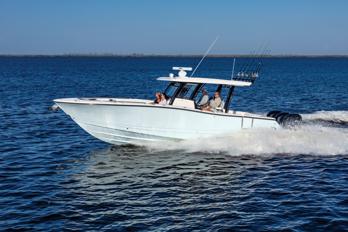 2024 Robalo R360