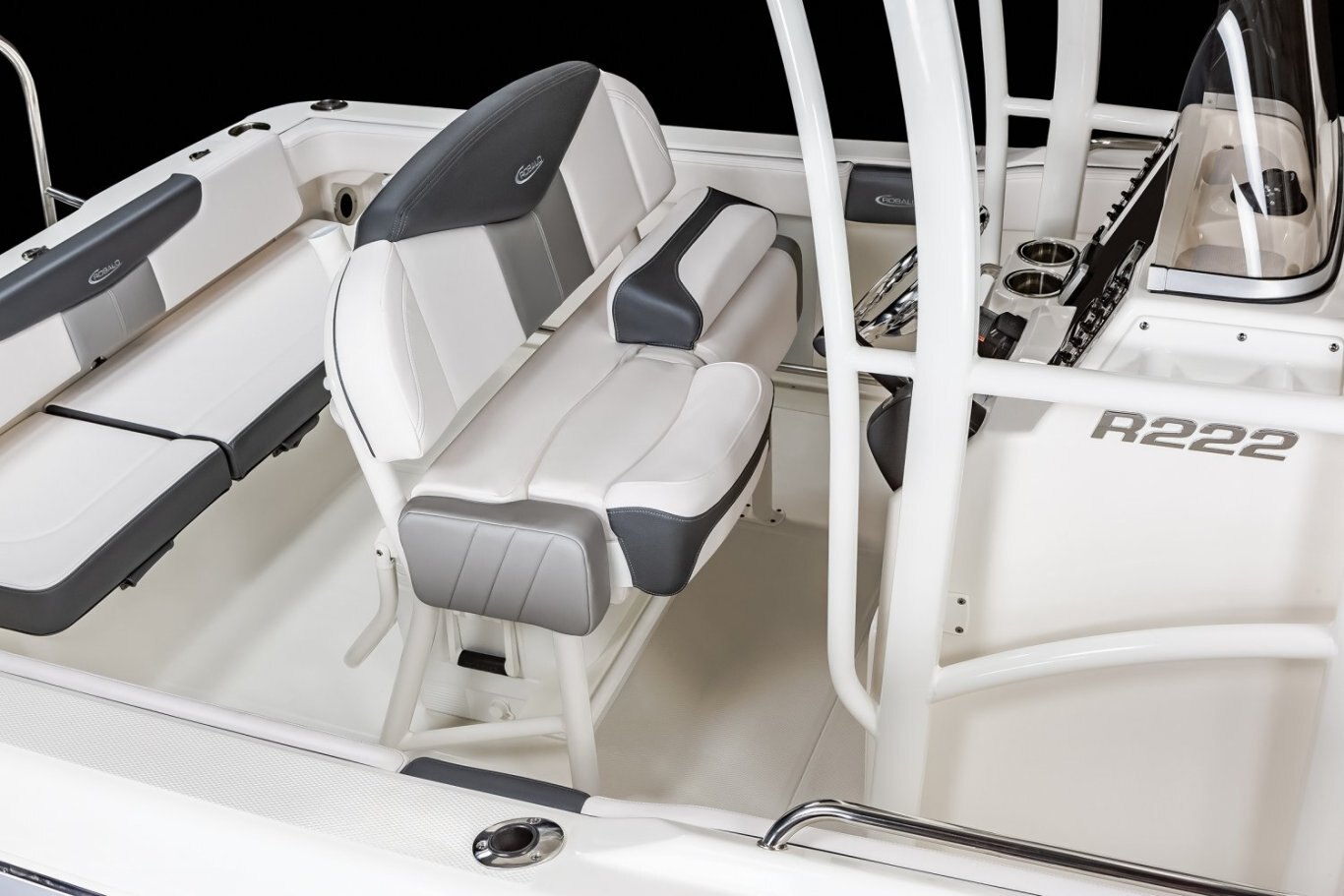 2024 Robalo R222EX