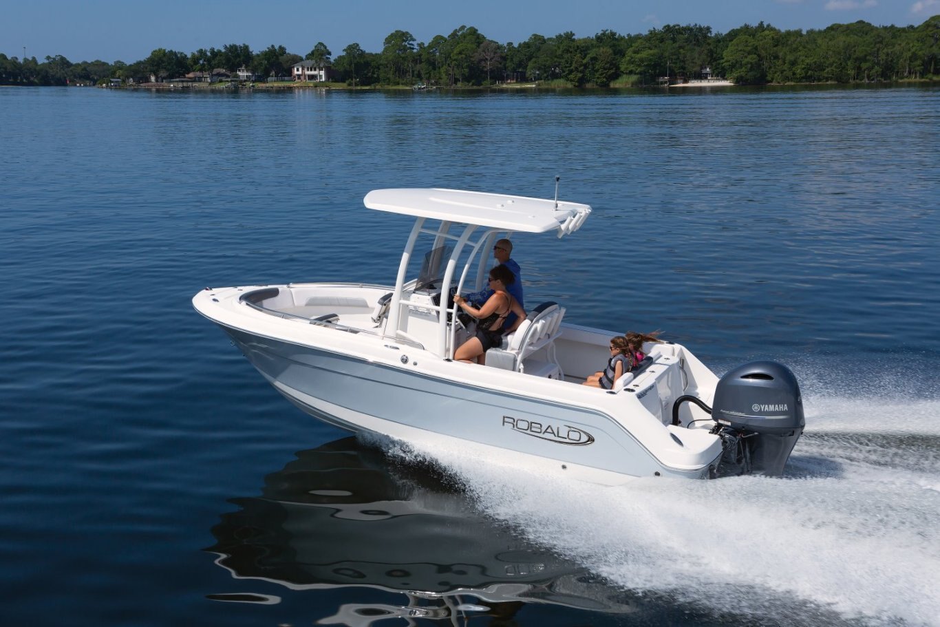 2024 Robalo R222EX