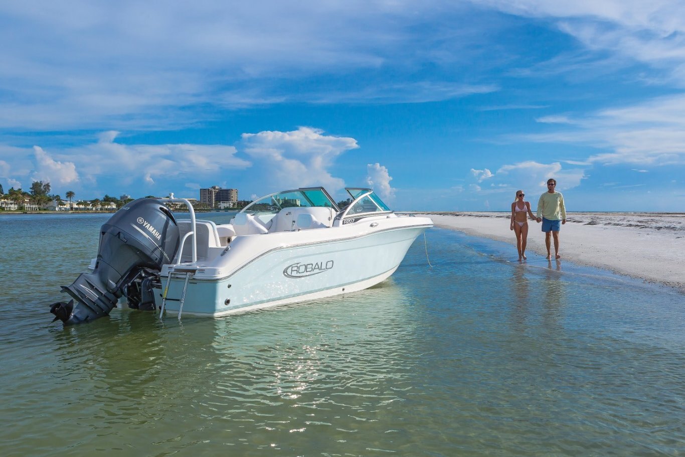 2024 Robalo R207