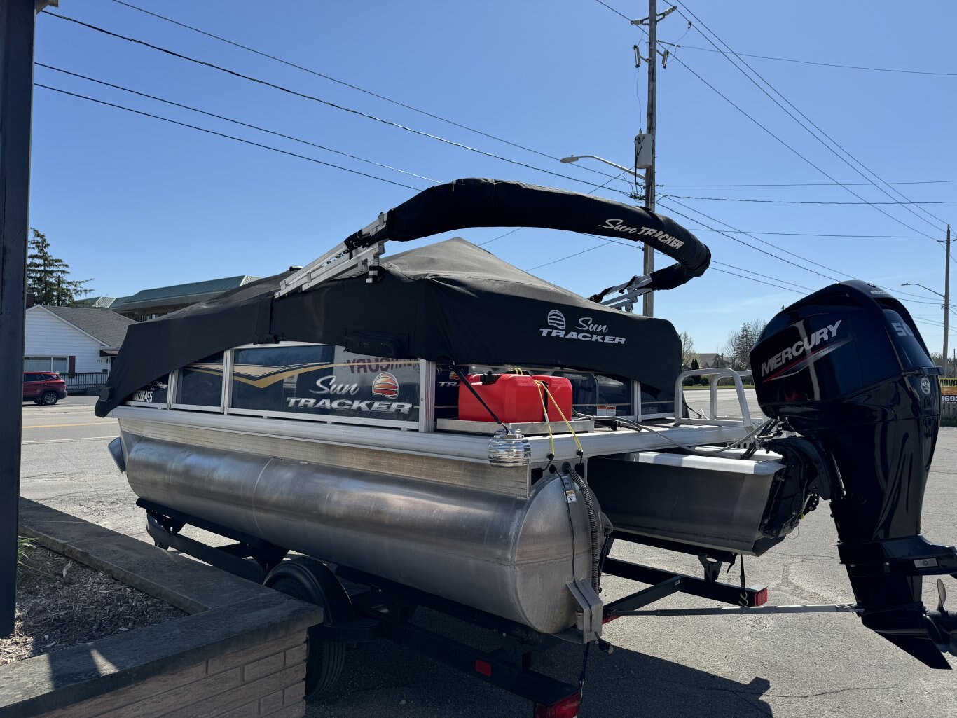 2022 SunTracker Bass Buggy 16XL Pontoon Boat