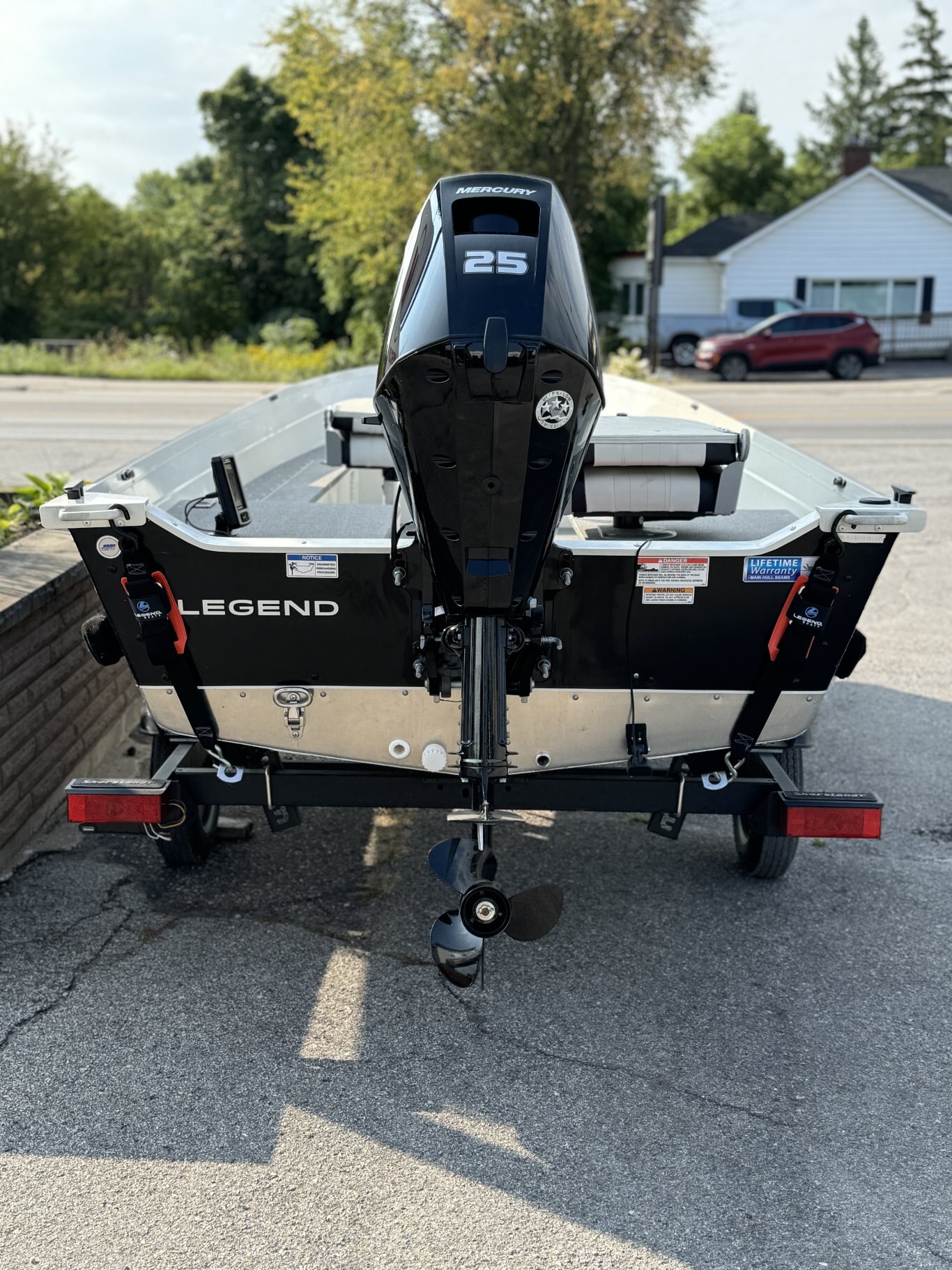 2022 Legend 16 Prosport LS + NEW 25HP Mercury FourStroke ELHPT