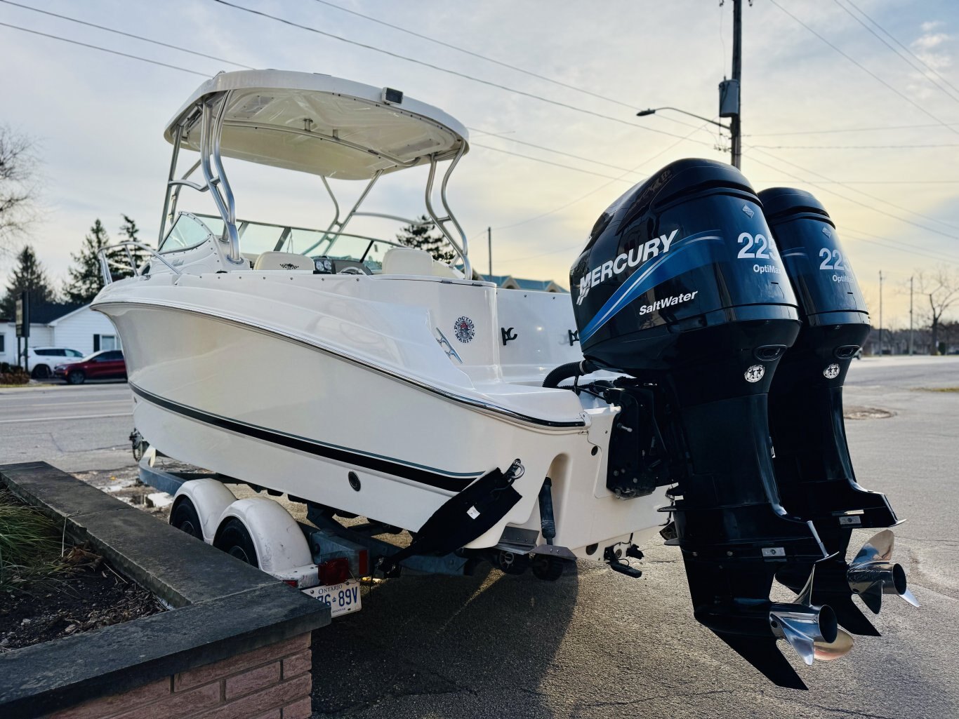 2004 Wellcraft 252 Coastal