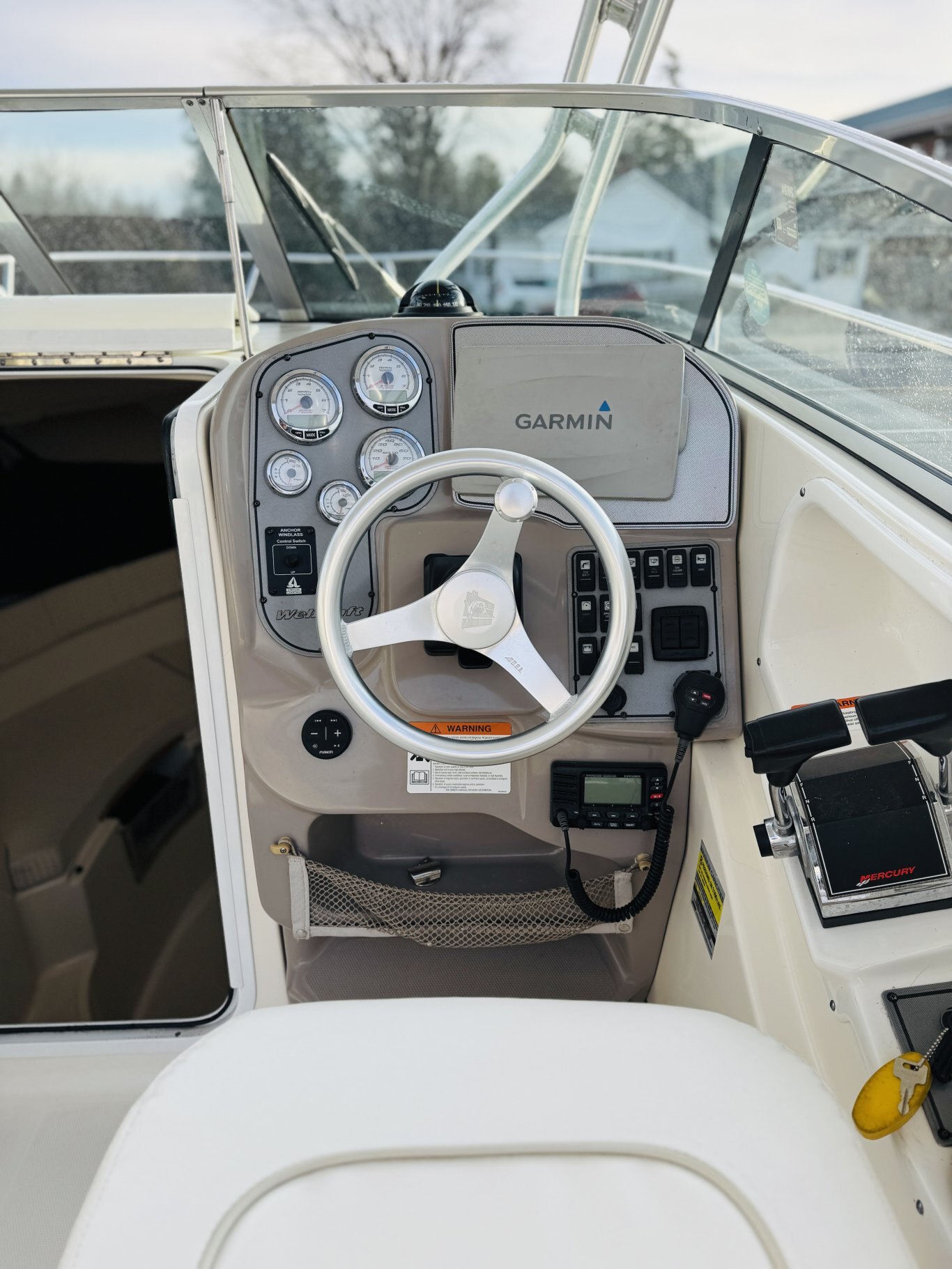 2004 Wellcraft 252 Coastal