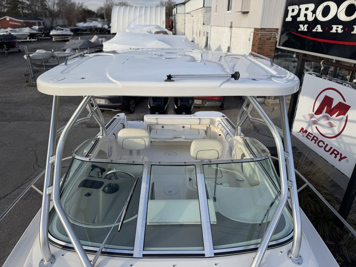 2004 Wellcraft 252 Coastal