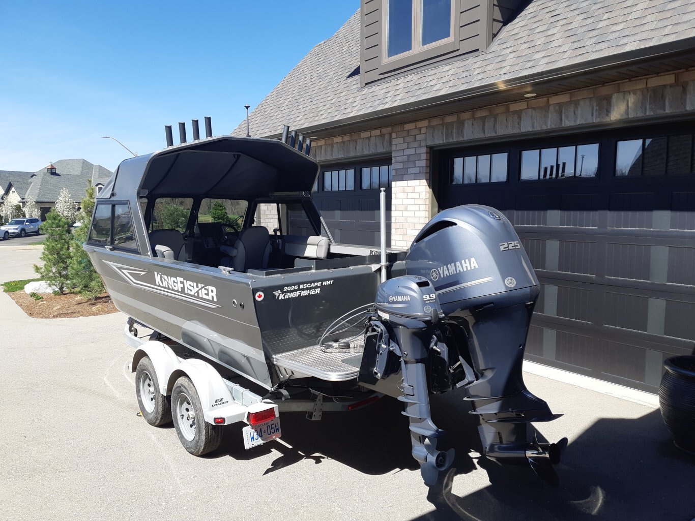 2022 King Fisher 2050 HHT