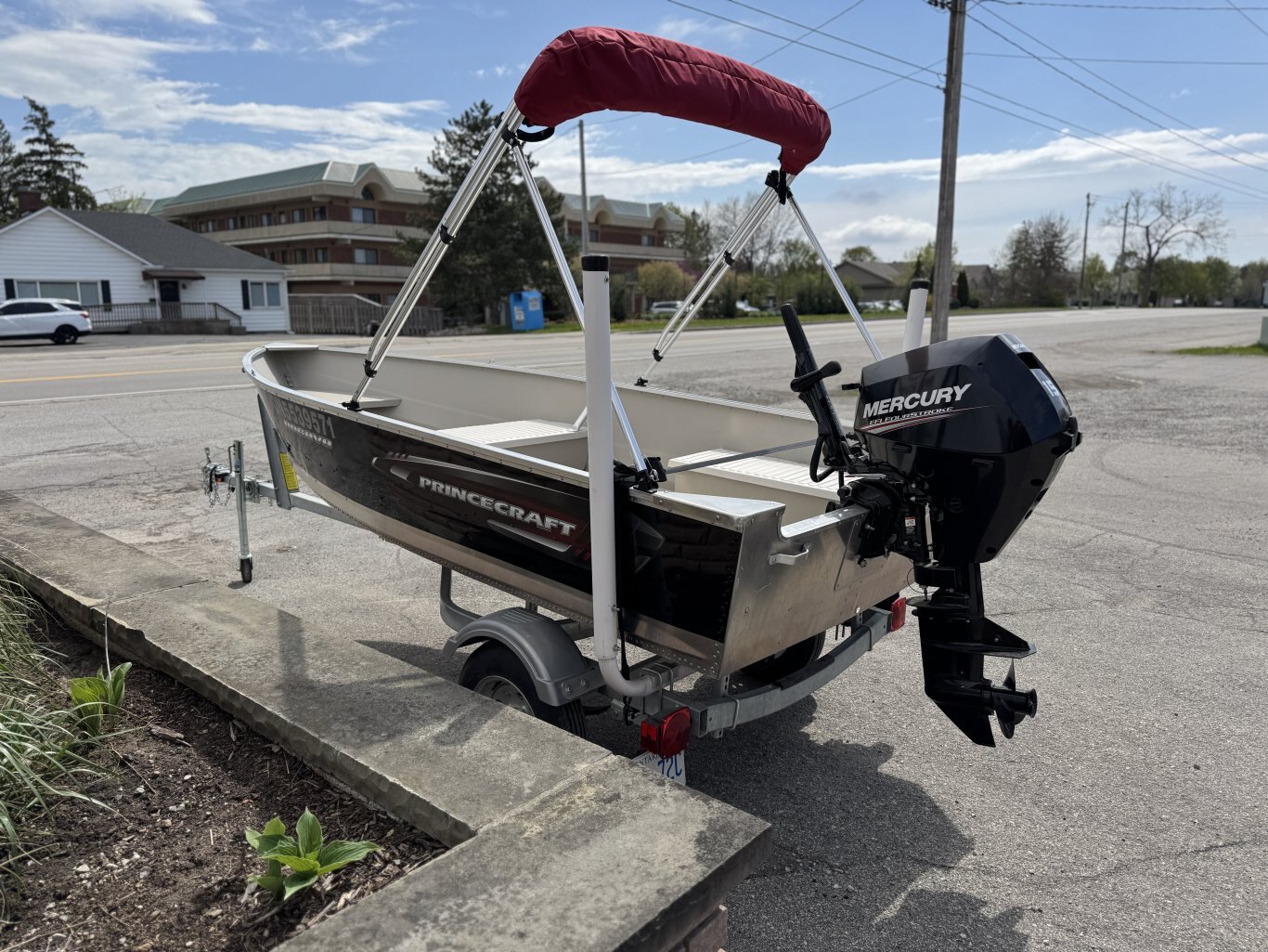 2016 Princecraft Ungava Tiller 15HP Mercury FourStroke (2018)