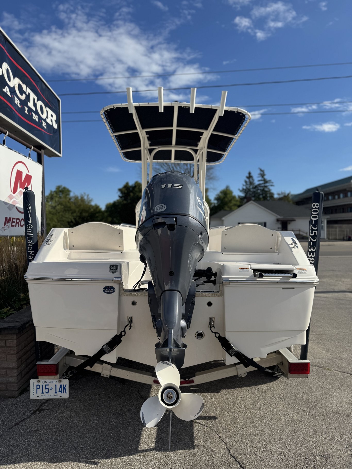 2017 Robalo R180 Center Console