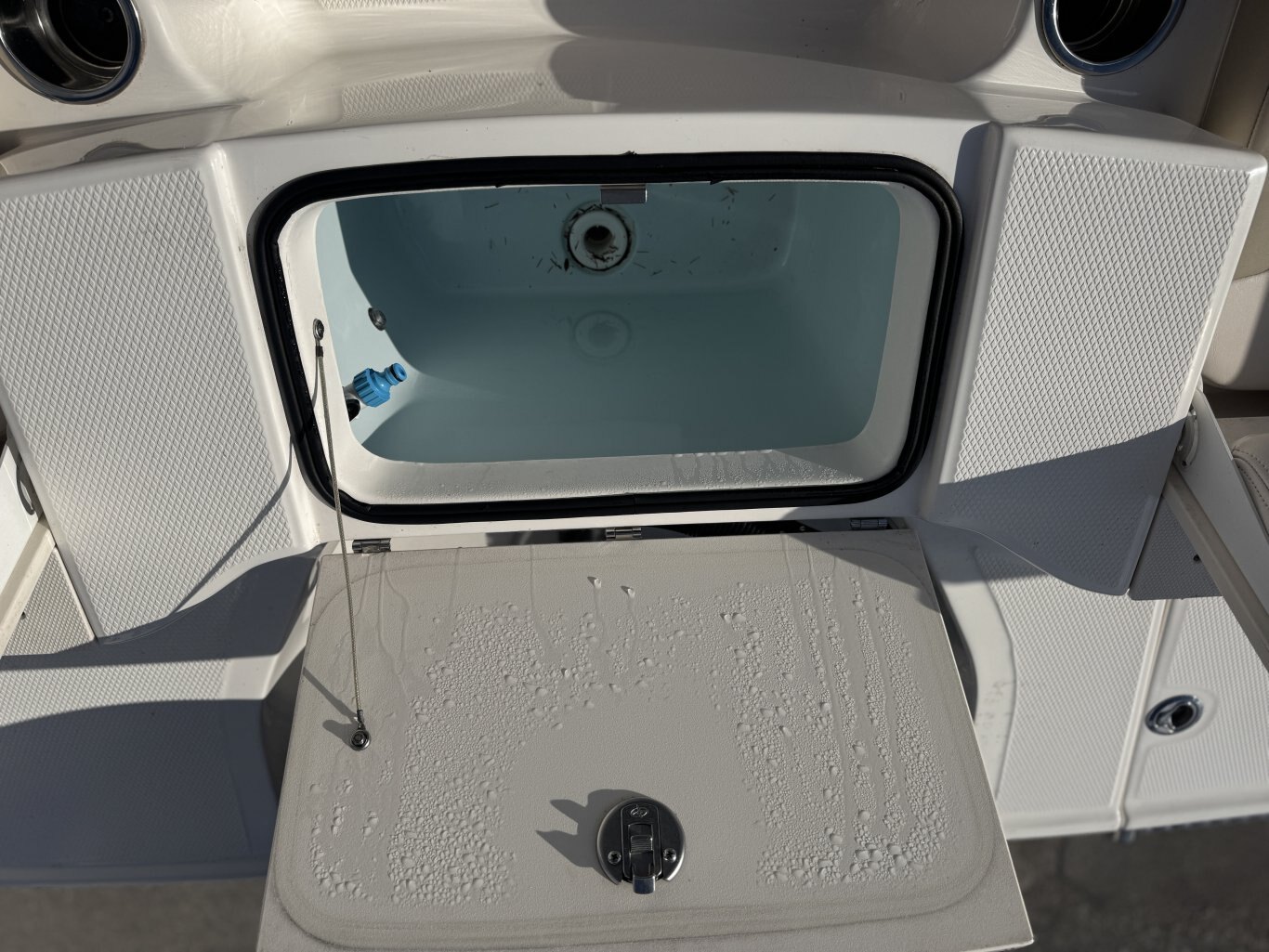 2017 Robalo R180 Center Console