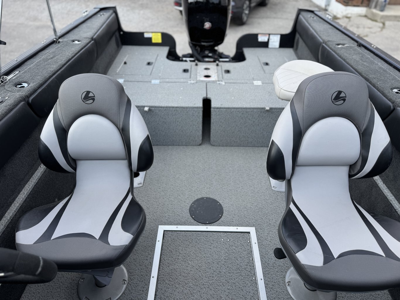 2022 Legend F19 Mercury 150 Pro SX + Lots of EXTRAS Included