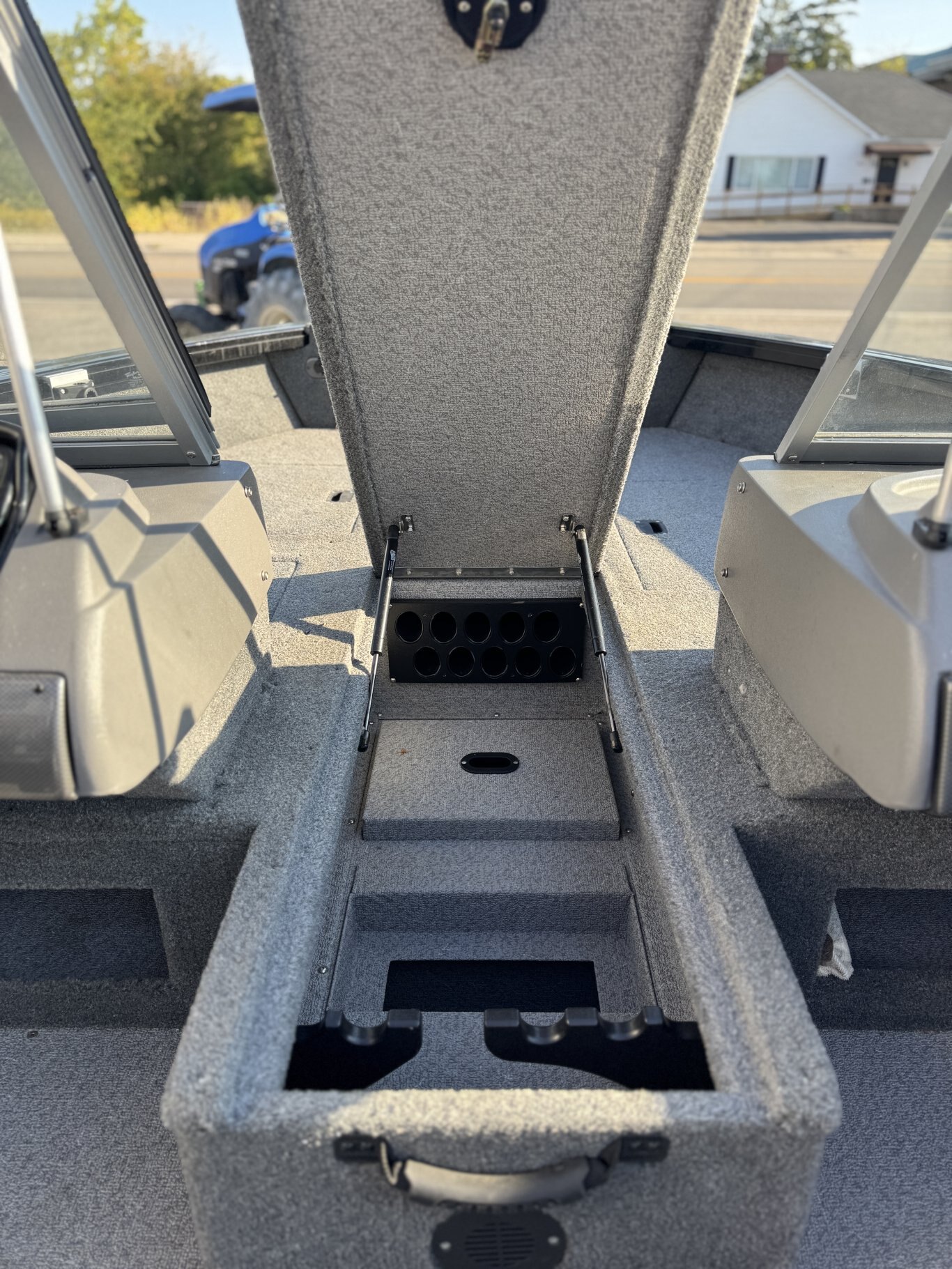 2017 Crestliner 1950 FishHawk Walk Through