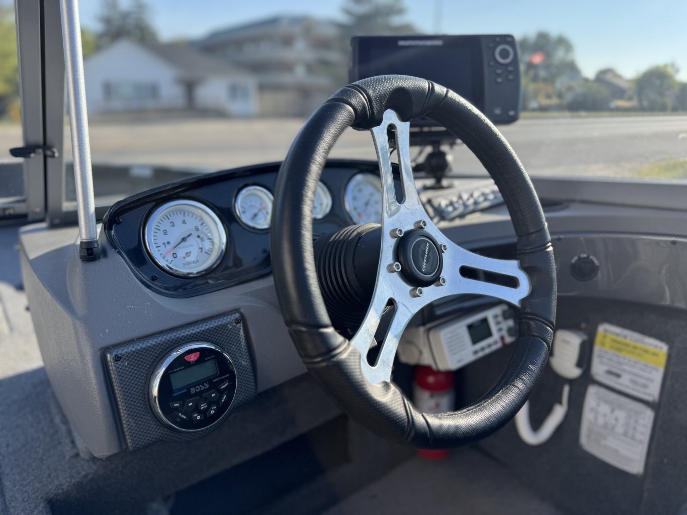 2017 Crestliner 1950 FishHawk Walk Through