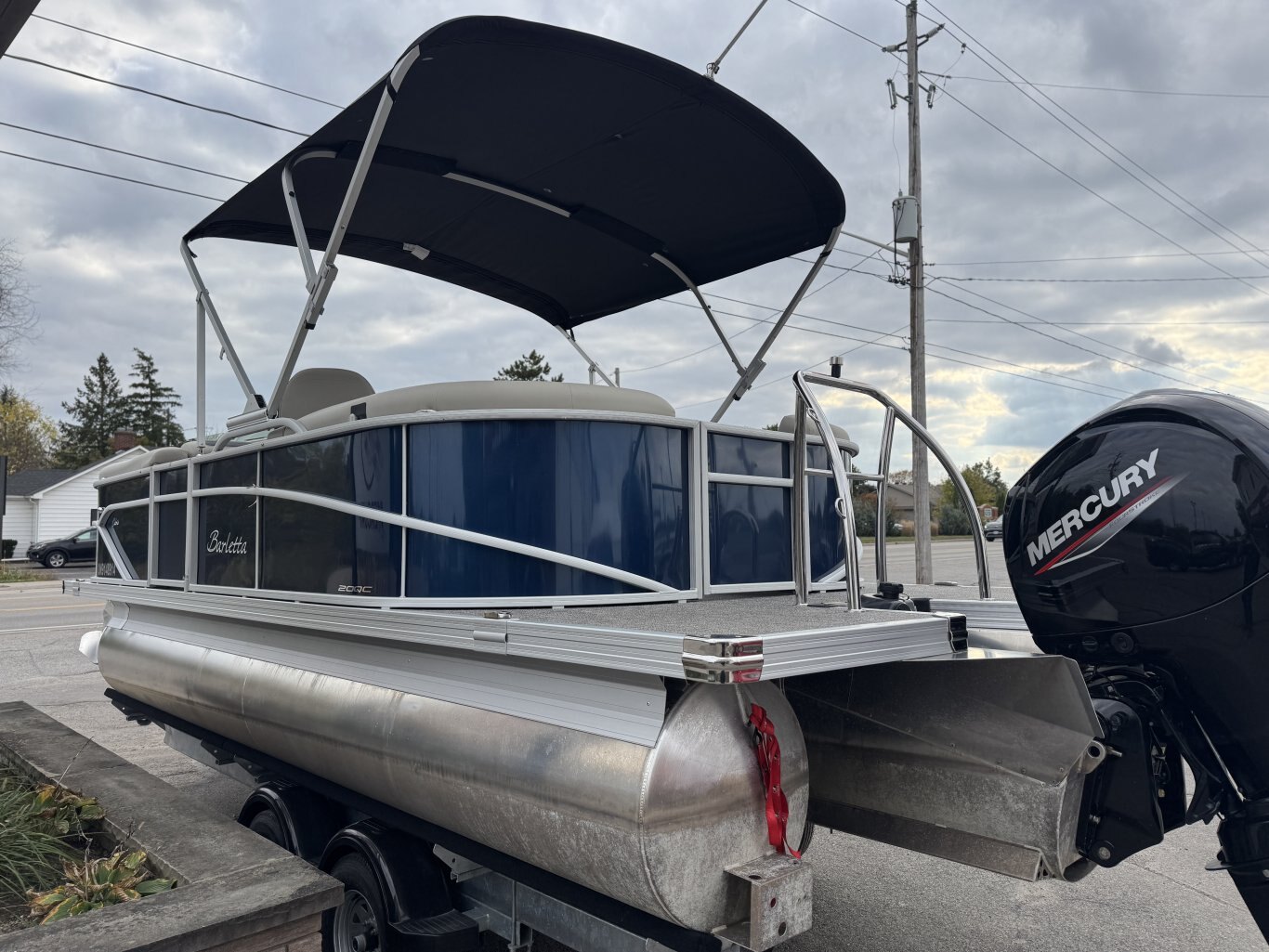 2023 Barletta Cabrio 20QC LOW HRS + NEW Trailer