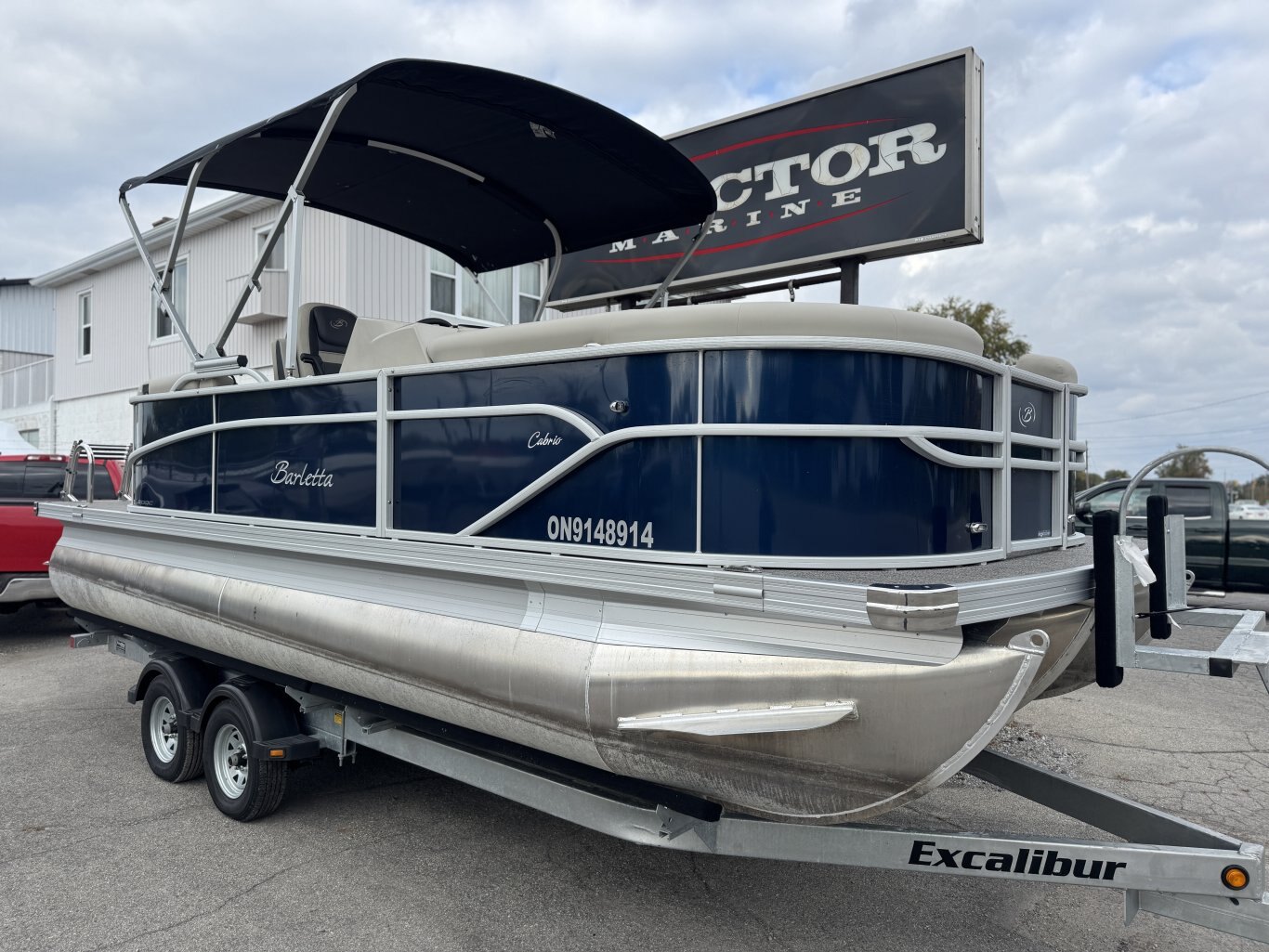 2023 Barletta Cabrio 20QC LOW HRS + NEW Trailer